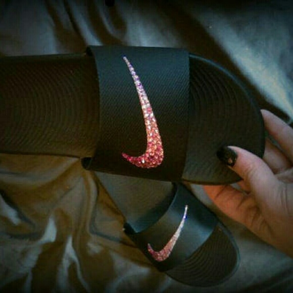 Bling Nike Kawa Slides - Picture 3 of 3